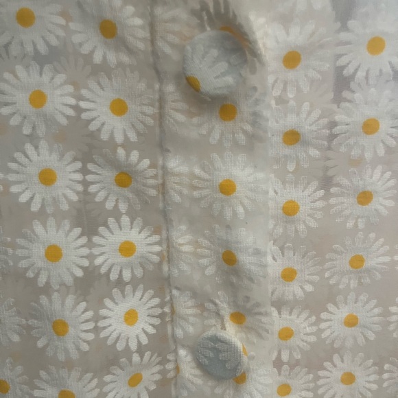 Zara Daisy Cropped Blouse - Picture 6 of 7